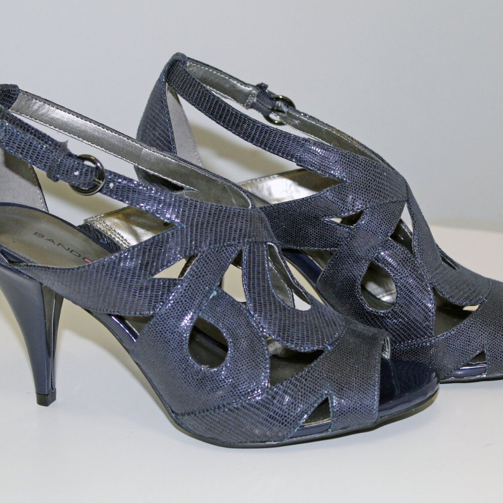 Bandolino Janeta High Heel Sandals Size 7.5M, Bleu Snakeskin Print